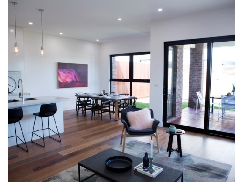 6 Parkview Place, Doncaster VIC 3108