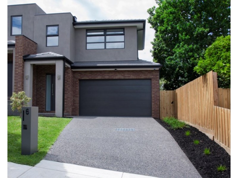 6 Parkview Place, Doncaster VIC 3108