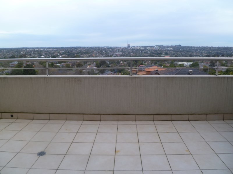 304/8 Clay Drive, Doncaster VIC 3108