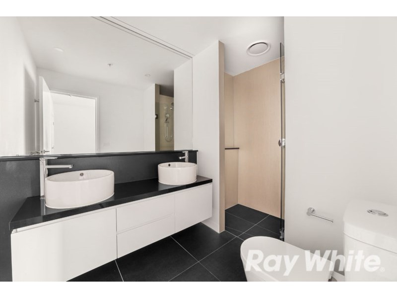503/5 Sovereign Point Court, Doncaster VIC 3108
