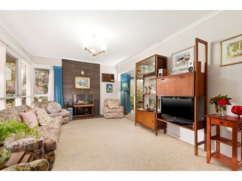 8 Raven Street, Doncaster East VIC 3109