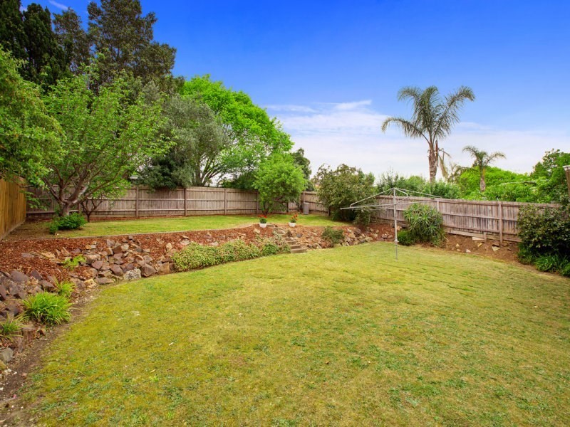 13 Rooney Street, Templestowe Lower VIC 3107