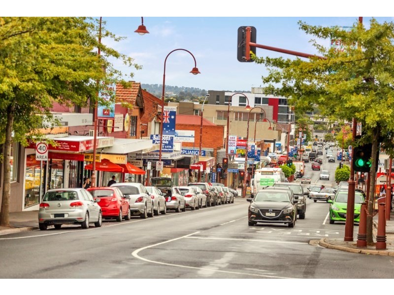 2 Churchill Street, Heidelberg Heights VIC 3081