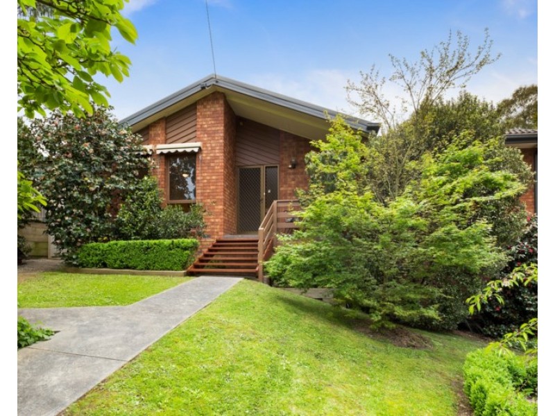 6 Tulip Court, Warranwood VIC 3134