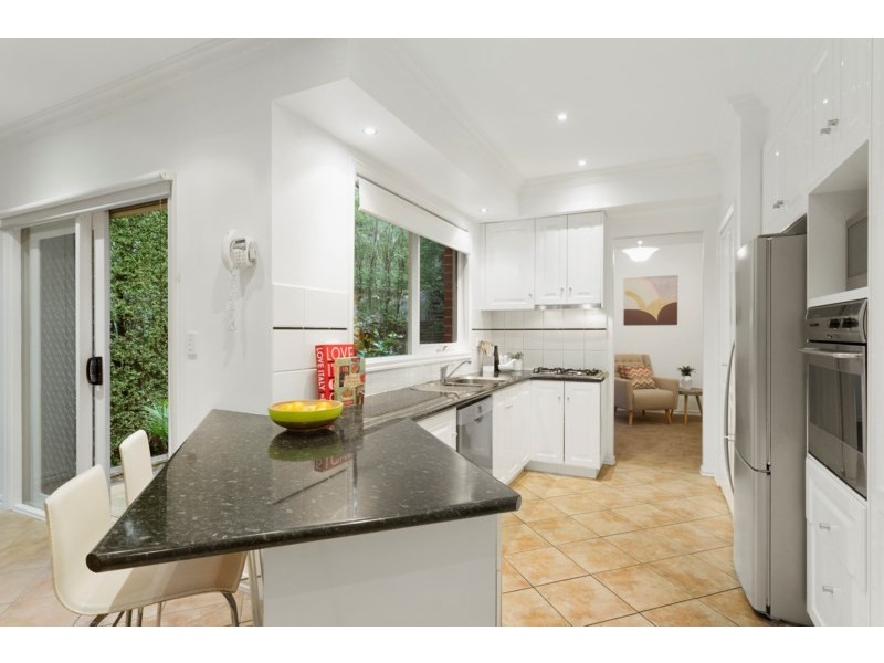 2 Gum Ridge Close, Templestowe VIC 3106