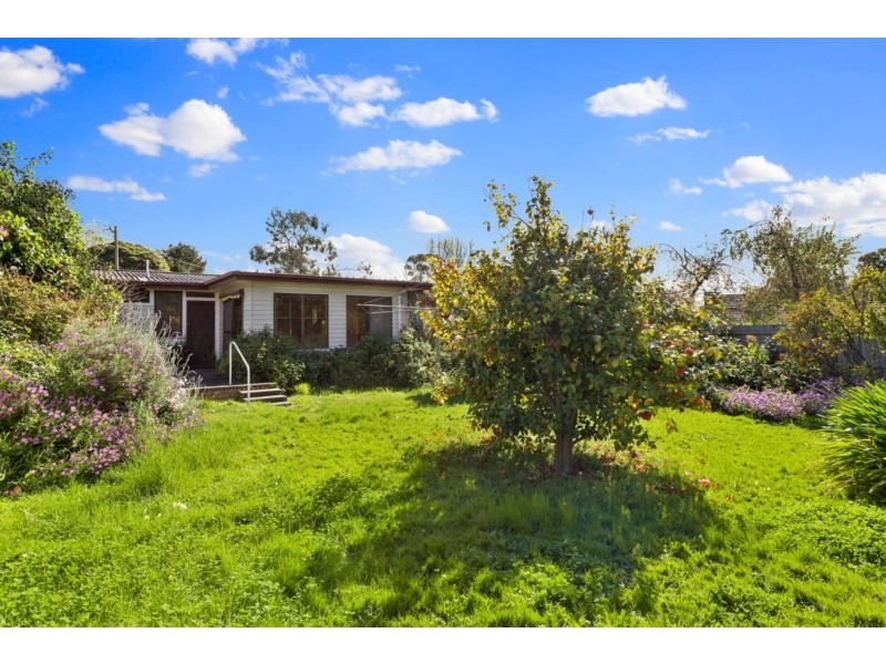 14 Langford Avenue, Mitcham VIC 3132