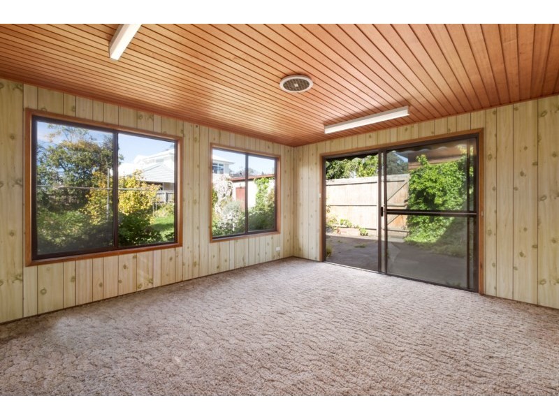 14 Langford Avenue, Mitcham VIC 3132