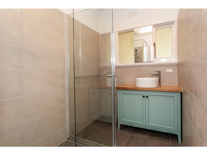 11 Wattle Valley Road, Mitcham VIC 3132