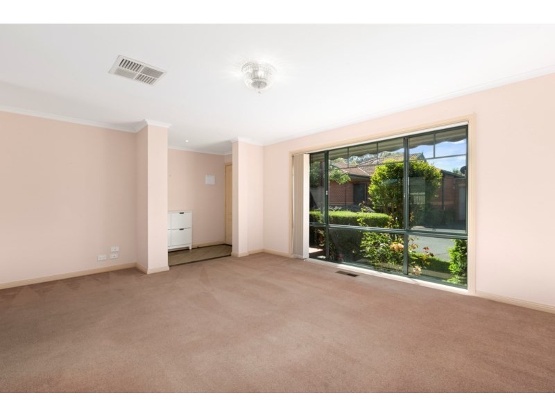 4/2 Daws Road, Doncaster East VIC 3109