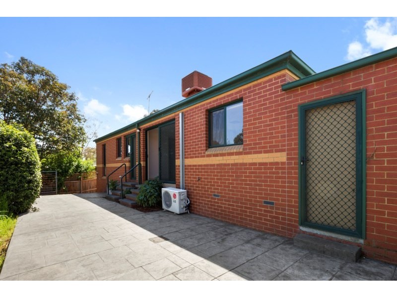 4/2 Daws Road, Doncaster East VIC 3109