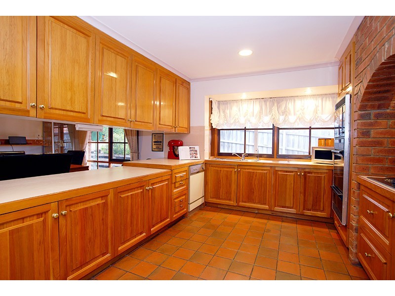 5 Bronte Rise, Templestowe VIC 3106