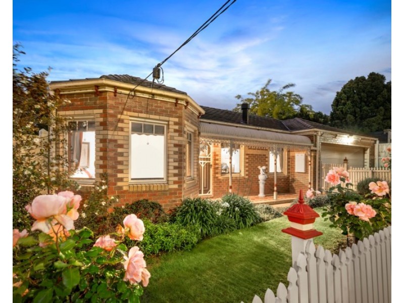 16 Montgomery Street, Heidelberg Heights VIC 3081