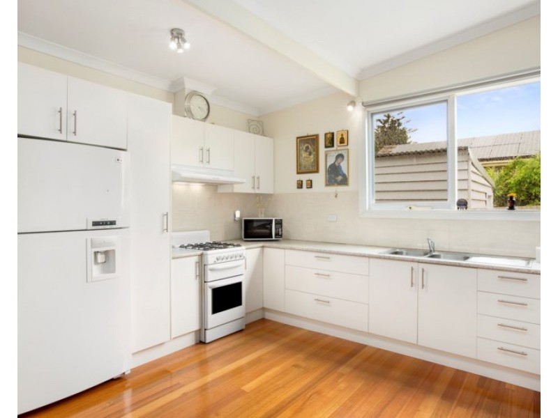 22 Simmons Street, Box Hill North VIC 3129