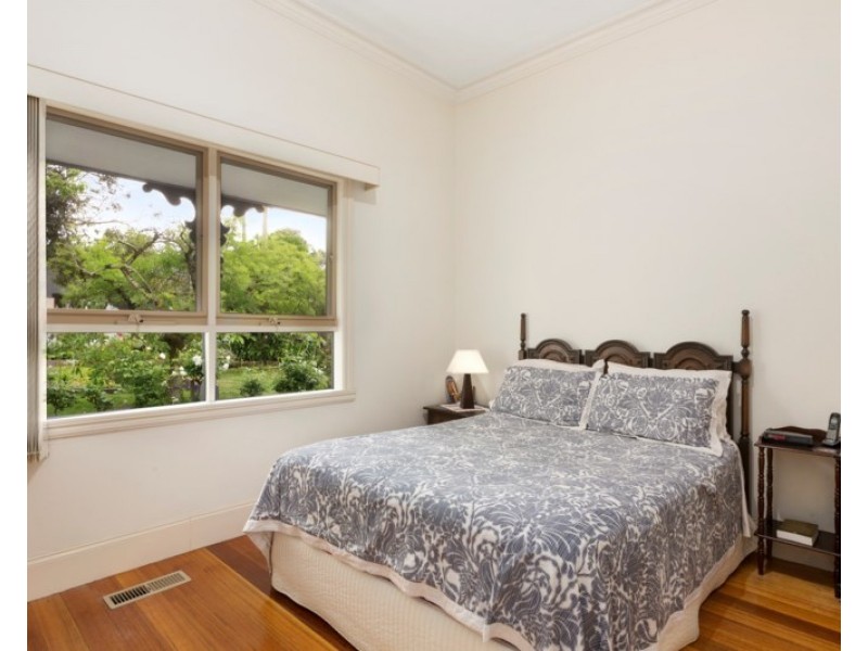 22 Simmons Street, Box Hill North VIC 3129