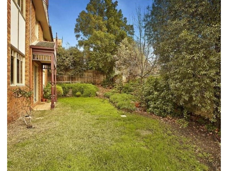 7 Regency Grove, Kew VIC 3101