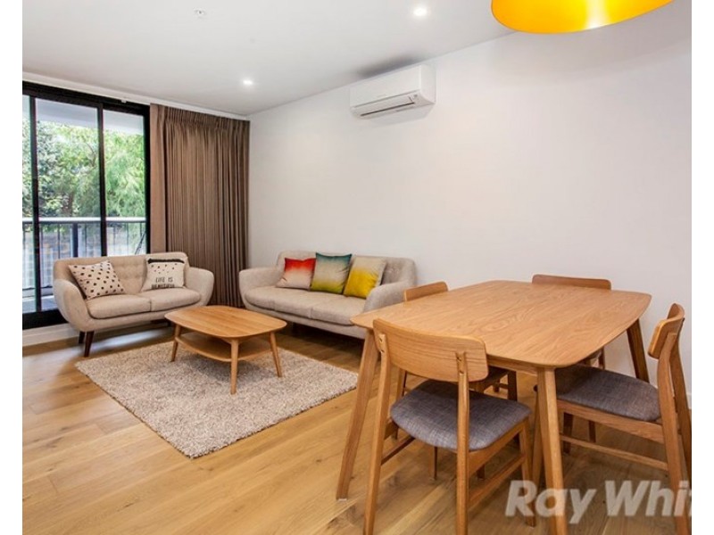 105/5 Sovereign Point Court, Doncaster VIC 3108