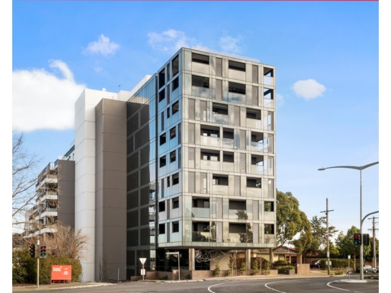 G03/5 Sovereign Point Court, Doncaster VIC 3108