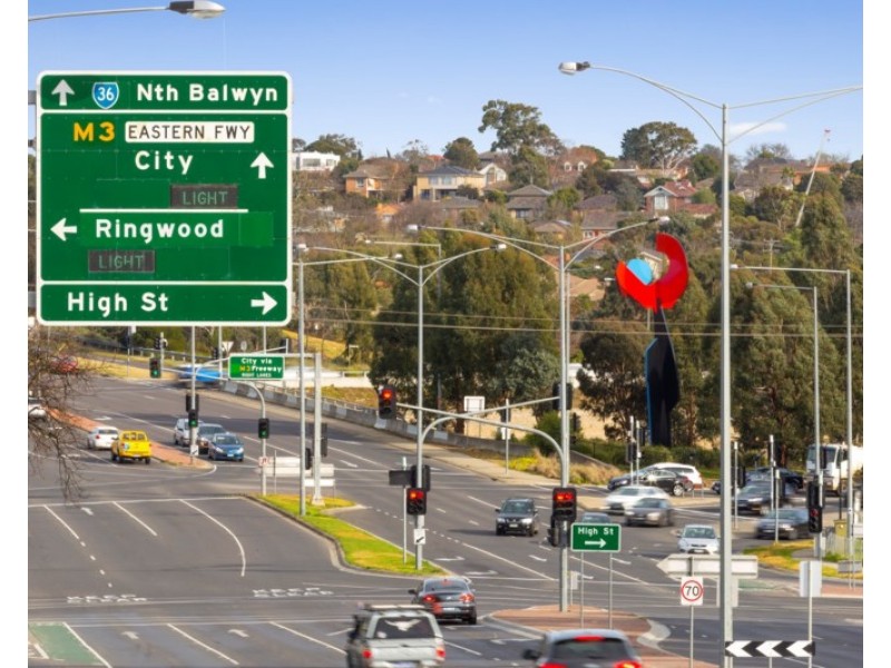 G03/5 Sovereign Point Court, Doncaster VIC 3108