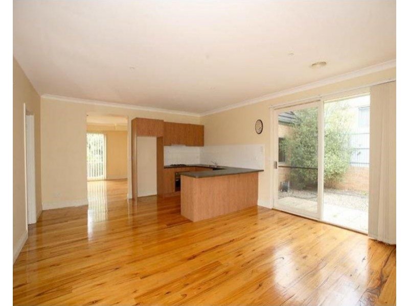 2/9 Curlew Court, Doncaster VIC 3108