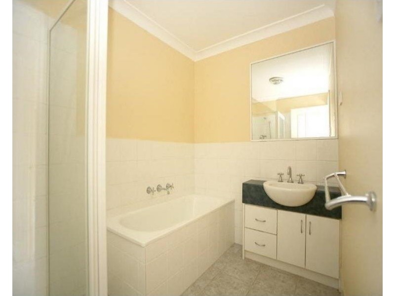 2/9 Curlew Court, Doncaster VIC 3108