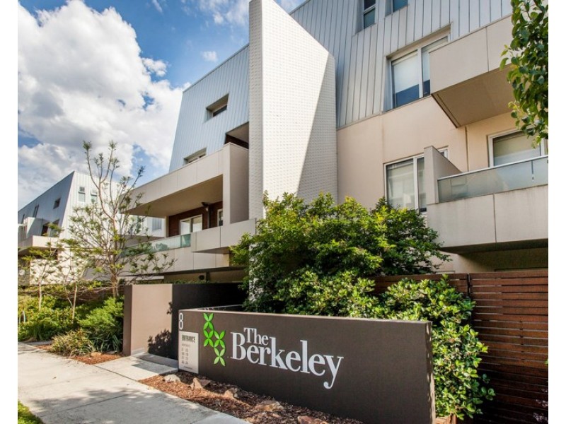 2/8 Berkeley Street, Doncaster VIC 3108