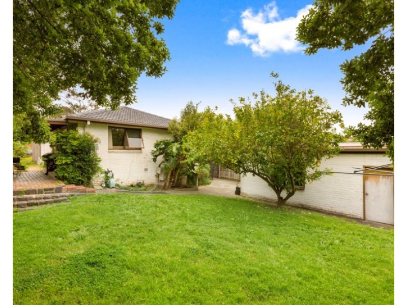 6 Cassia Street, Doncaster East VIC 3109