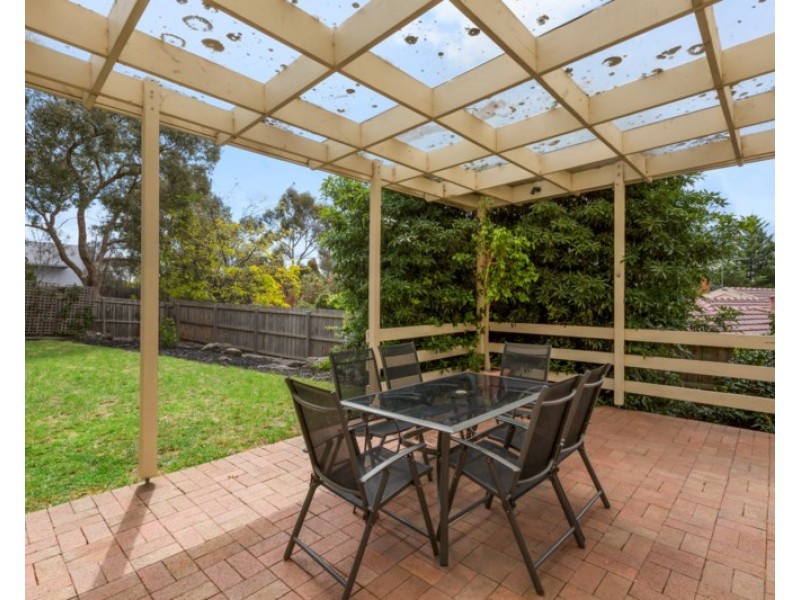 16 Monomeath Close, Doncaster East VIC 3109