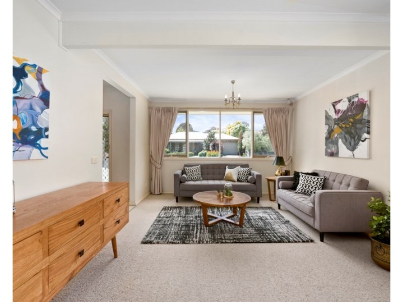 3 Refuge Close, Doncaster East VIC 3109