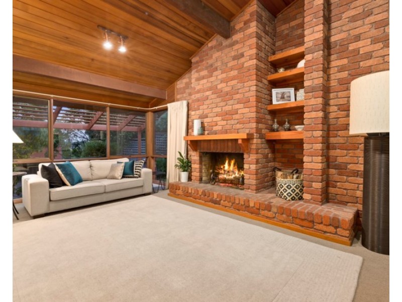 2 Camira Close, Doncaster East VIC 3109