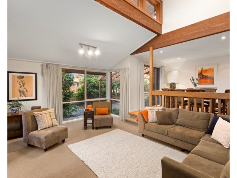 2 Camira Close, Doncaster East VIC 3109