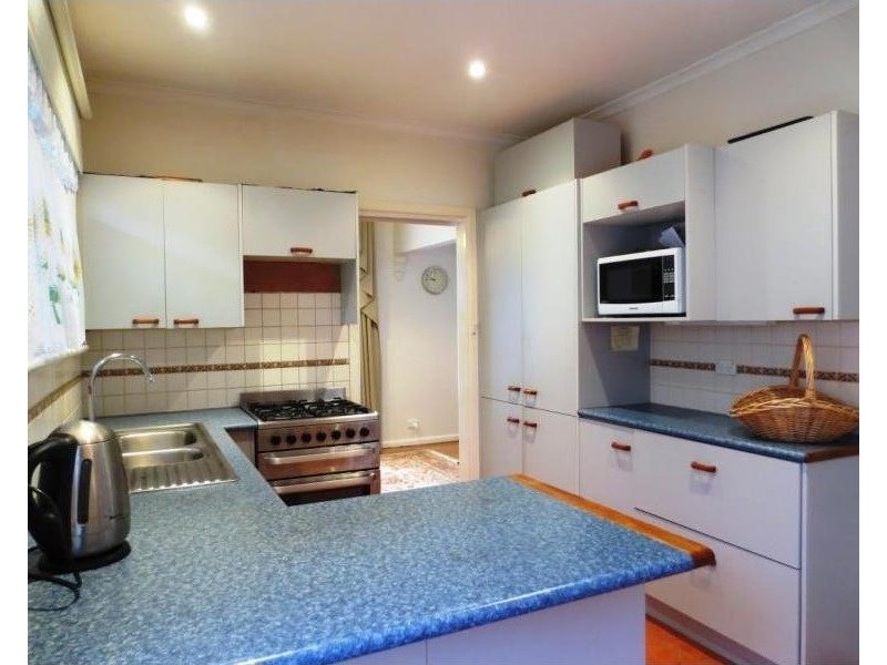 35 Cyprus Avenue, Nunawading VIC 3131
