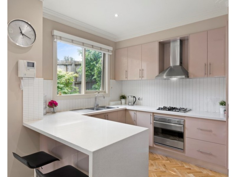 9 Halsbury Close, Doncaster East VIC 3109