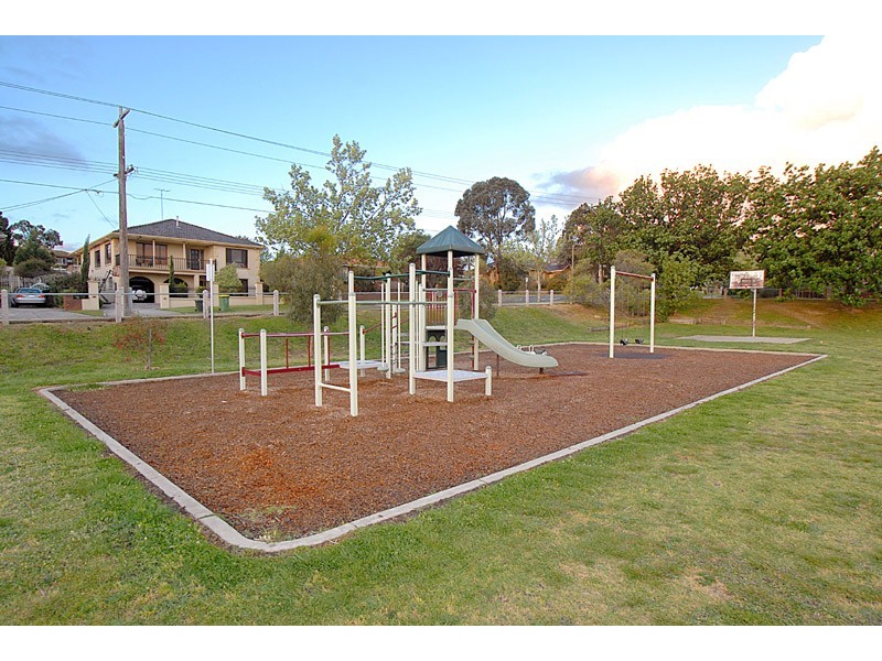 27 James Street, Heidelberg Heights VIC 3081