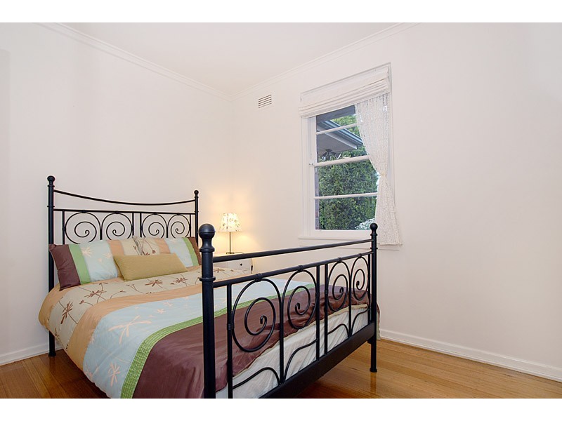 27 James Street, Heidelberg Heights VIC 3081