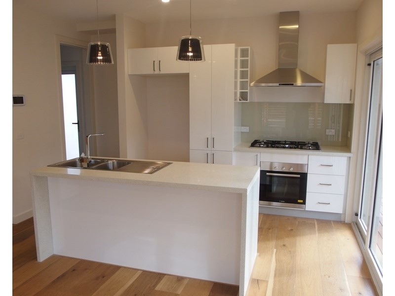 1/135 High Street, Doncaster VIC 3108