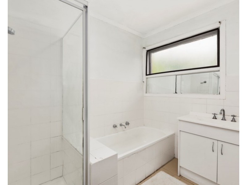 4 Woodlea Street, Doncaster East VIC 3109