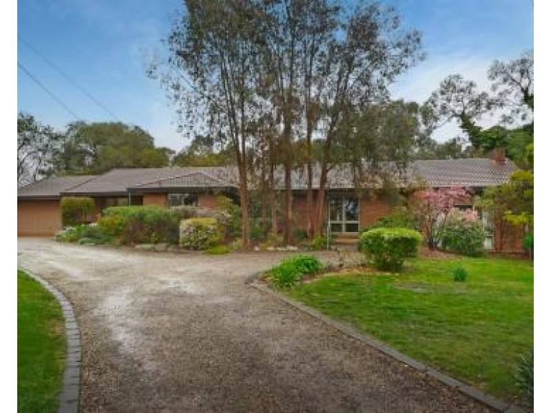 25-27 Knees Road, Park Orchards VIC 3114