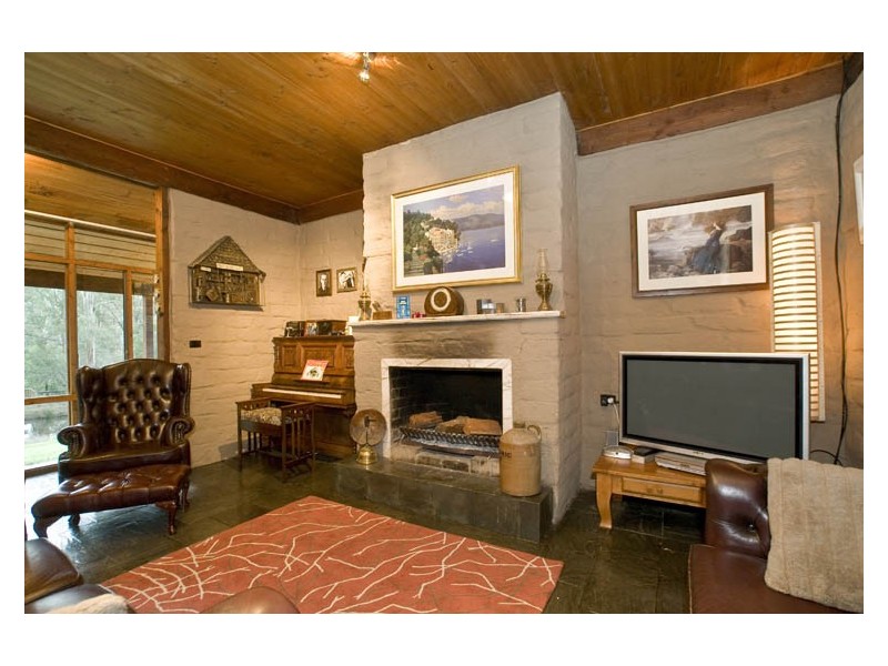 115 Caledonia Street, St Andrews VIC 3761