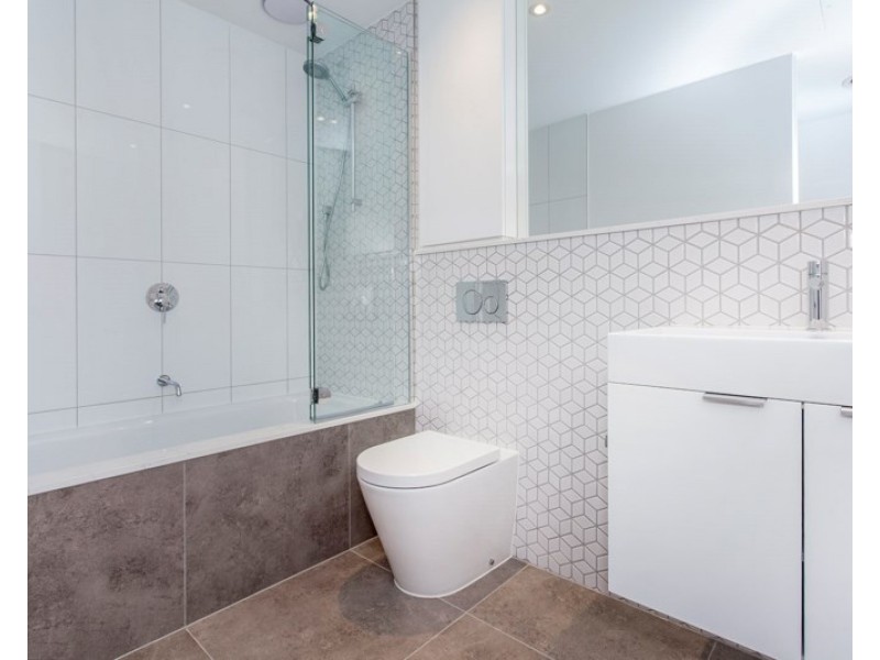 204/1-3 Pettys Lane, Doncaster VIC 3108