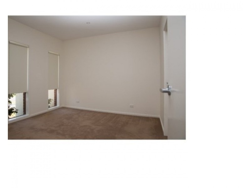 1/1 Cunningham Street, Box Hill VIC 3128