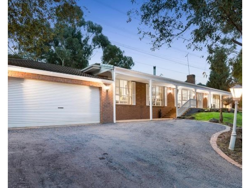 11 Lookover Road, Donvale VIC 3111