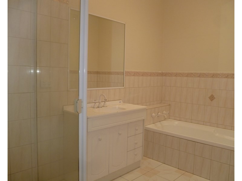 1/2 Barwon Street, Box Hill North VIC 3129