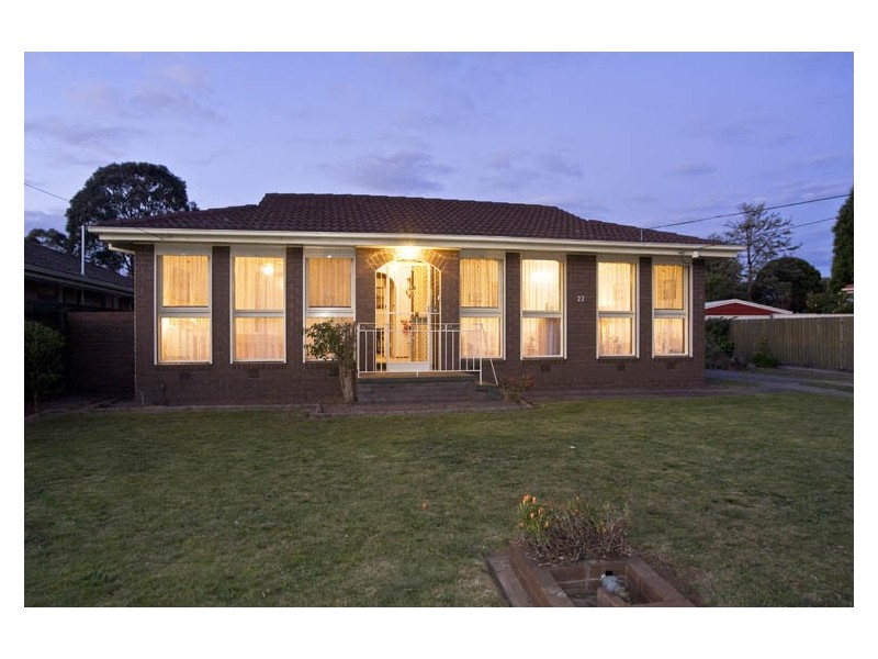 22 Chaucer Crescent, Bundoora VIC 3083