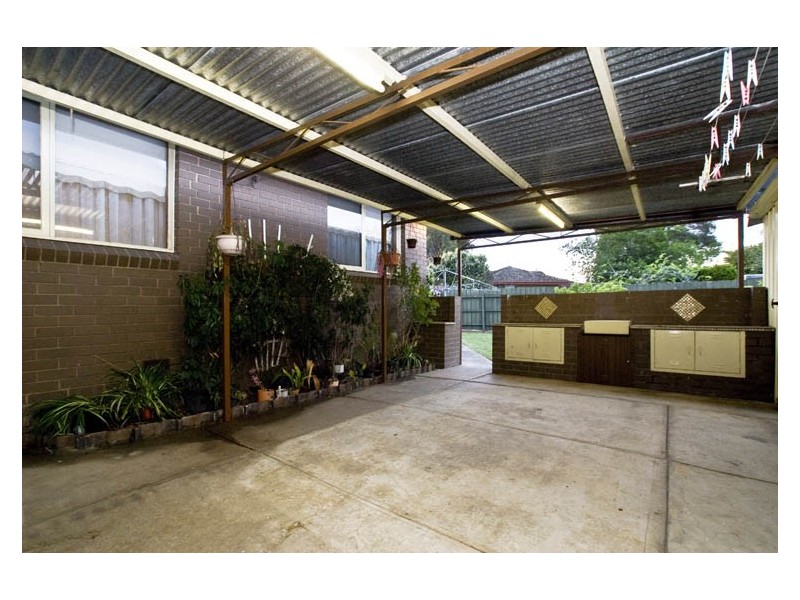 22 Chaucer Crescent, Bundoora VIC 3083