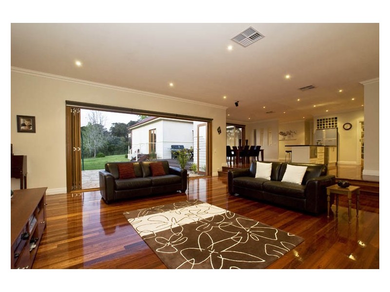2 Batskos Drive, Warrandyte VIC 3113