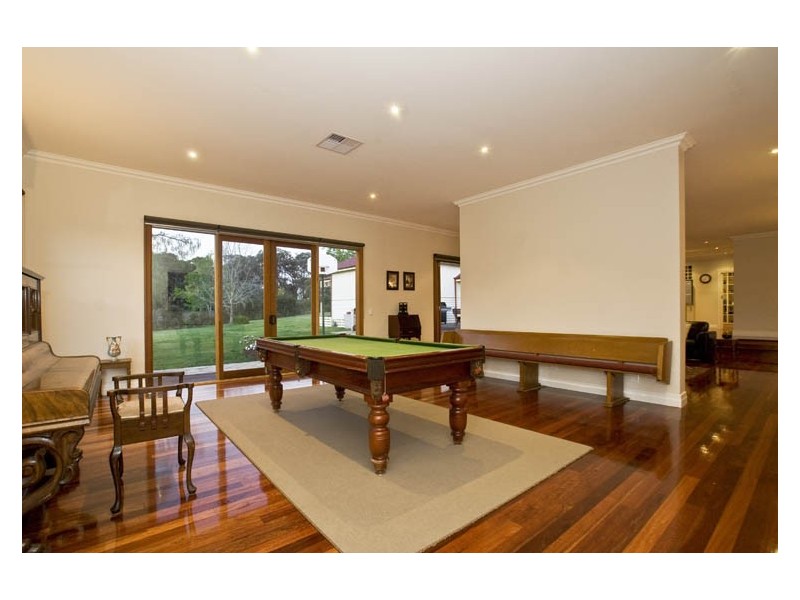 2 Batskos Drive, Warrandyte VIC 3113