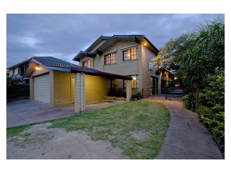 18 Ada Street, Doncaster VIC 3108