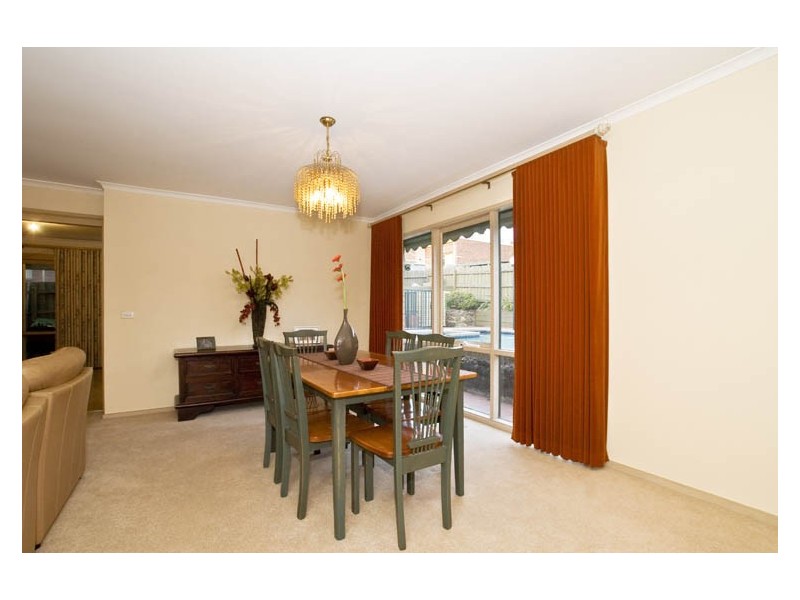 18 Ada Street, Doncaster VIC 3108