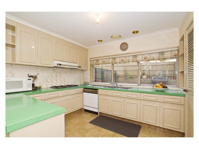 18 Ada Street, Doncaster VIC 3108