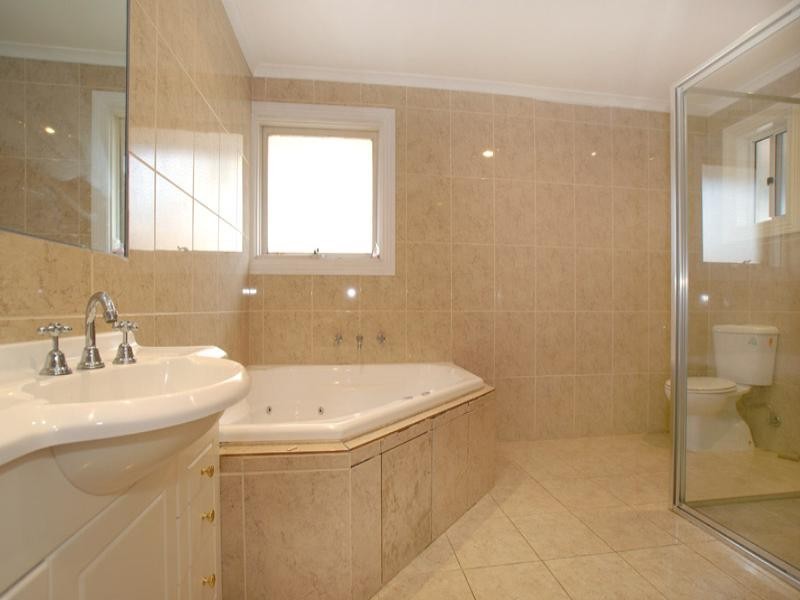 47 Wetherby Road, Doncaster VIC 3108